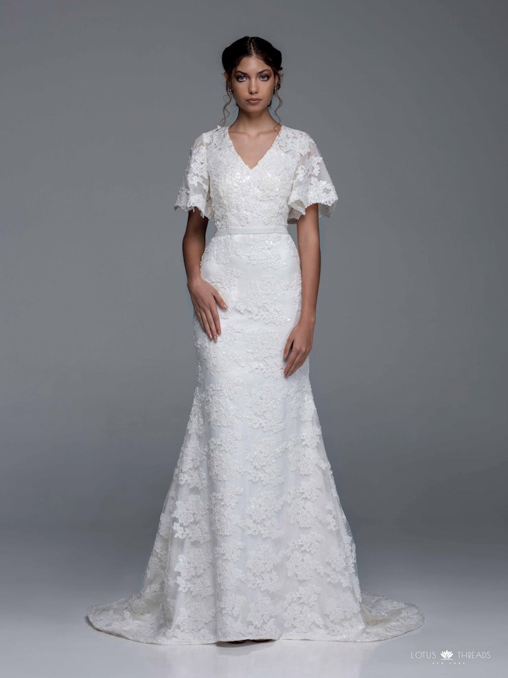 Gorgeous Wedding Dresses for Members of The Church of Jesus Christ of Latter-day Saints Image