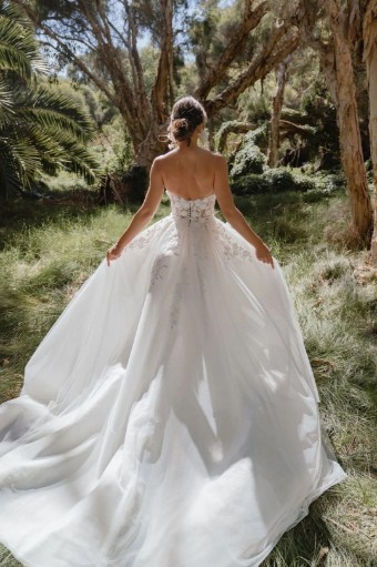 Madi Lane Samara LNFL #4 Ivory thumbnail