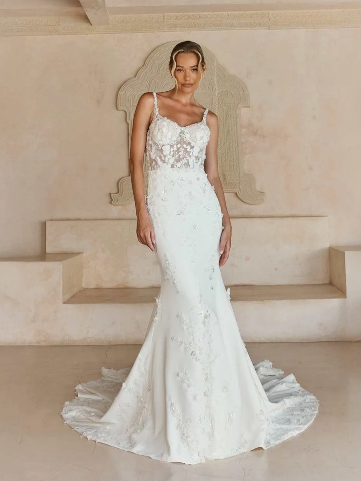 Madi Lane Leni CR Default Thumbnail Image