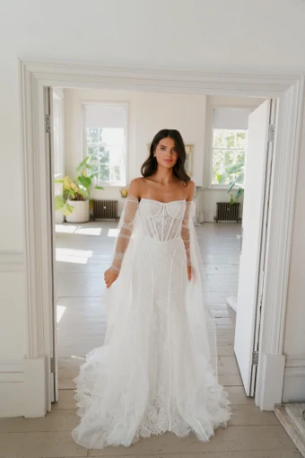 La Premiere Amelia #0 default Ivory/Nude thumbnail