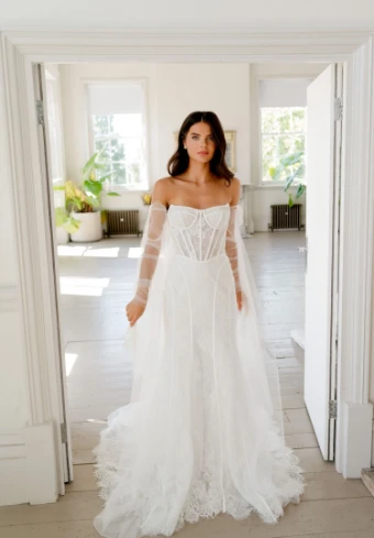 La Premiere Amelia #6 default Ivory/Nude thumbnail