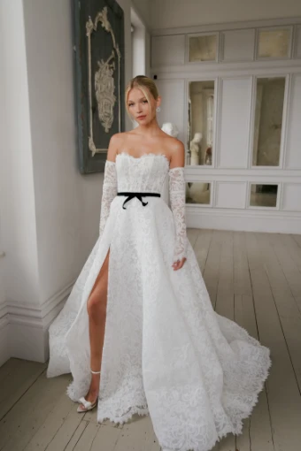 La Premiere Anna #1 Ivory/Nude thumbnail