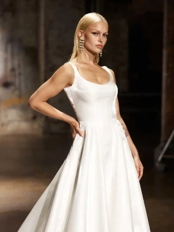 Madi Lane Hendrix #5 default Ivory thumbnail