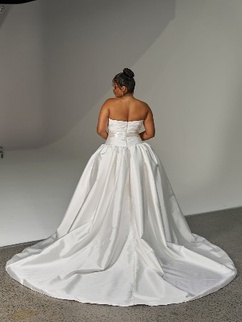 Madi Lane Ohara #5 Ivory/Black thumbnail